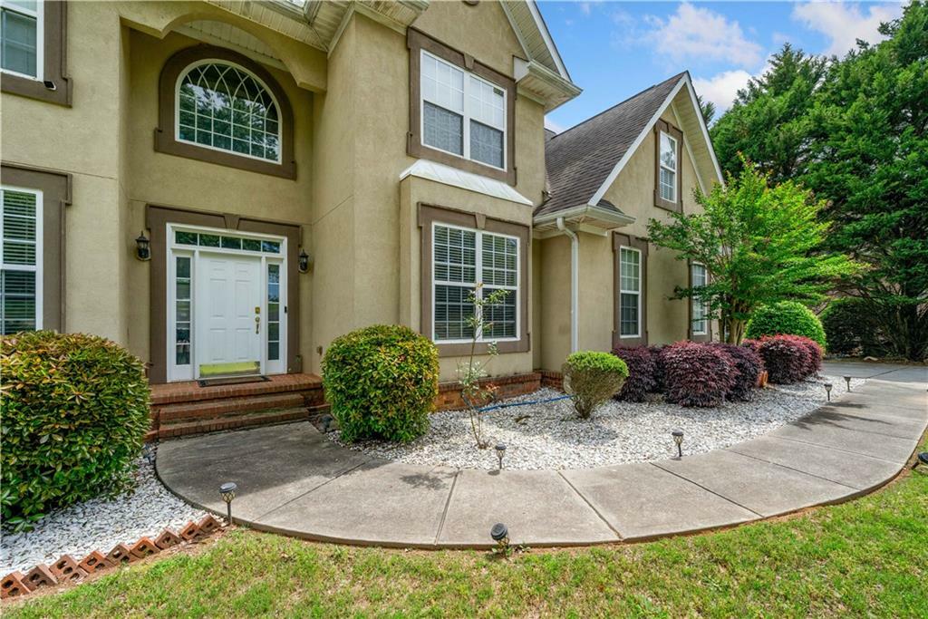 Property Photo: 209 Braemar Court GA 30253