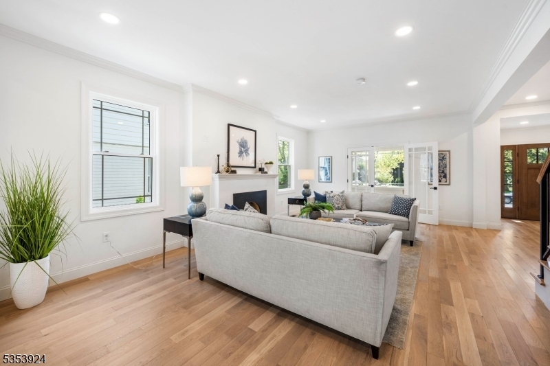 Property Photo: 519 Lenox Ave NJ 07090