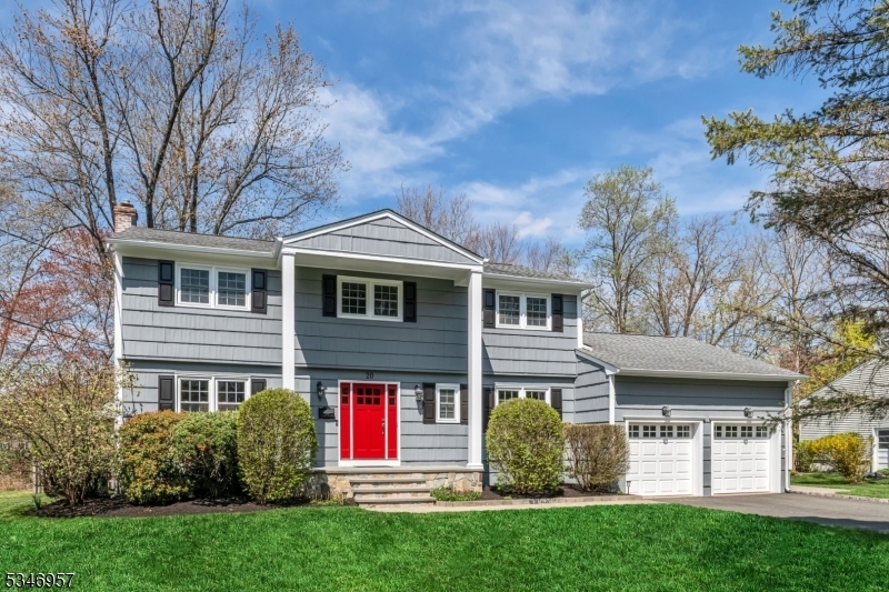 20 Bromleigh Way  Morris Twp. NJ 07950 photo