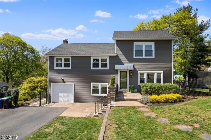 Property Photo: 6 Crossfield Court NJ 08848