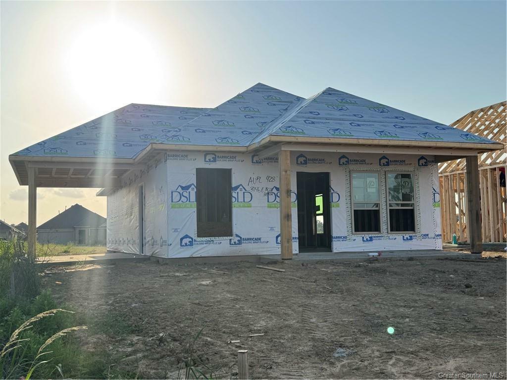 Property Photo: 3146 E Blue Heron Drive LA 70615