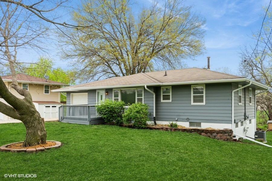 Property Photo: 800 W Iowa Avenue IA 50125