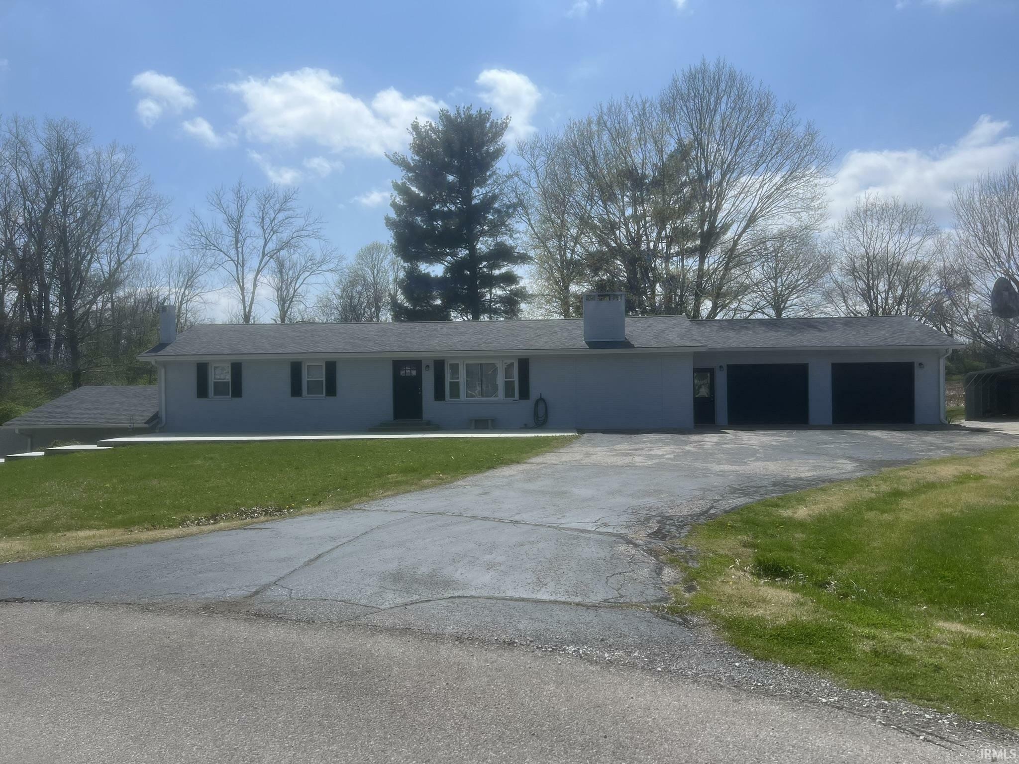 Property Photo: 208 W Branch Street IN 47567