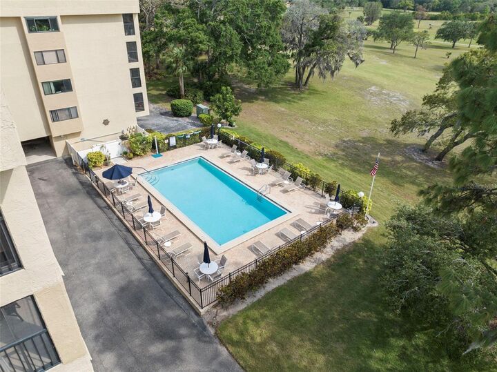 Property Photo: 1817 Golfview Drive 1817 FL 34689