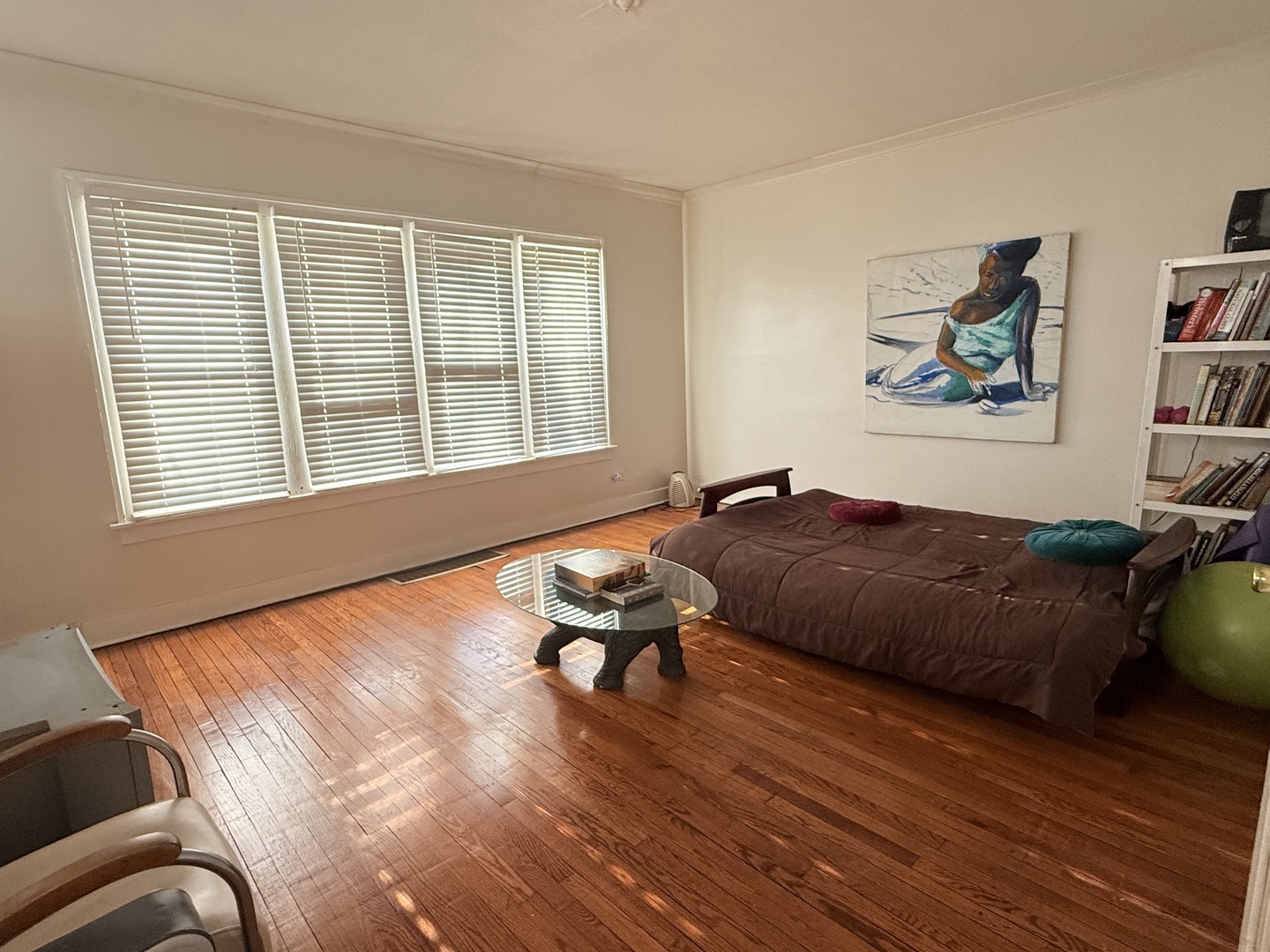Property Photo: 11221 S Parnell Avenue IL 60628
