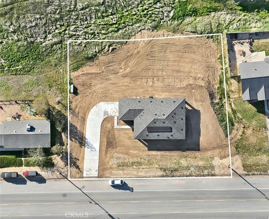 Property Photo: 22213 Mariposa Road CA 93561