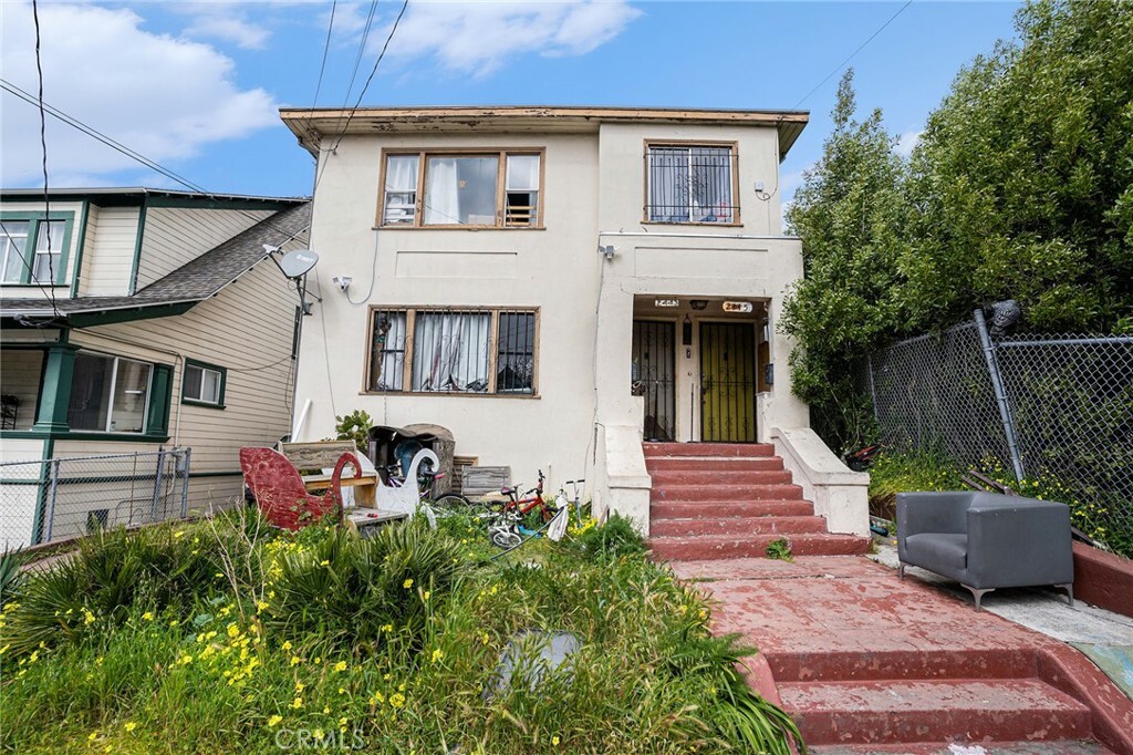 Property Photo:  2445 10th Avenue  CA 94606 