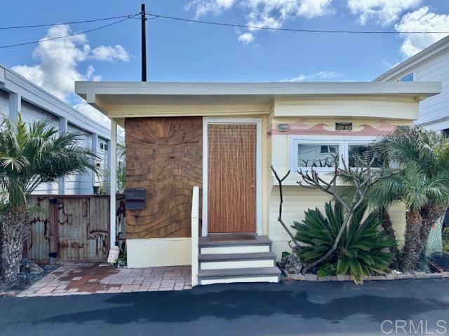 Property Photo: 170 Diana Street 20 CA 92024