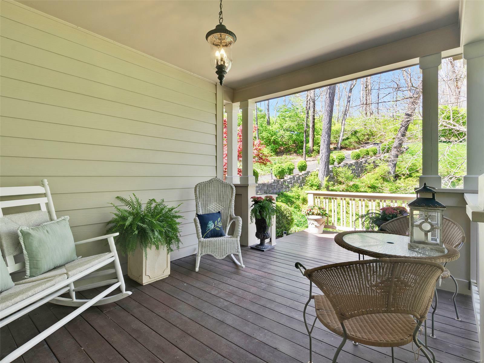 Property Photo: 2213 Ridgley Woods Drive MO 63005