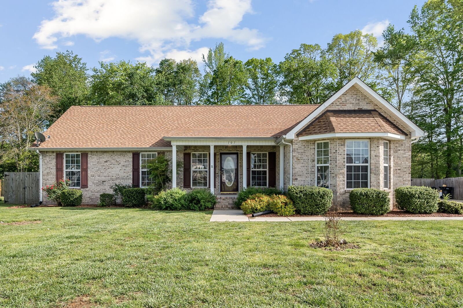 Property Photo:  101 Williamsburg Blvd  TN 37388 