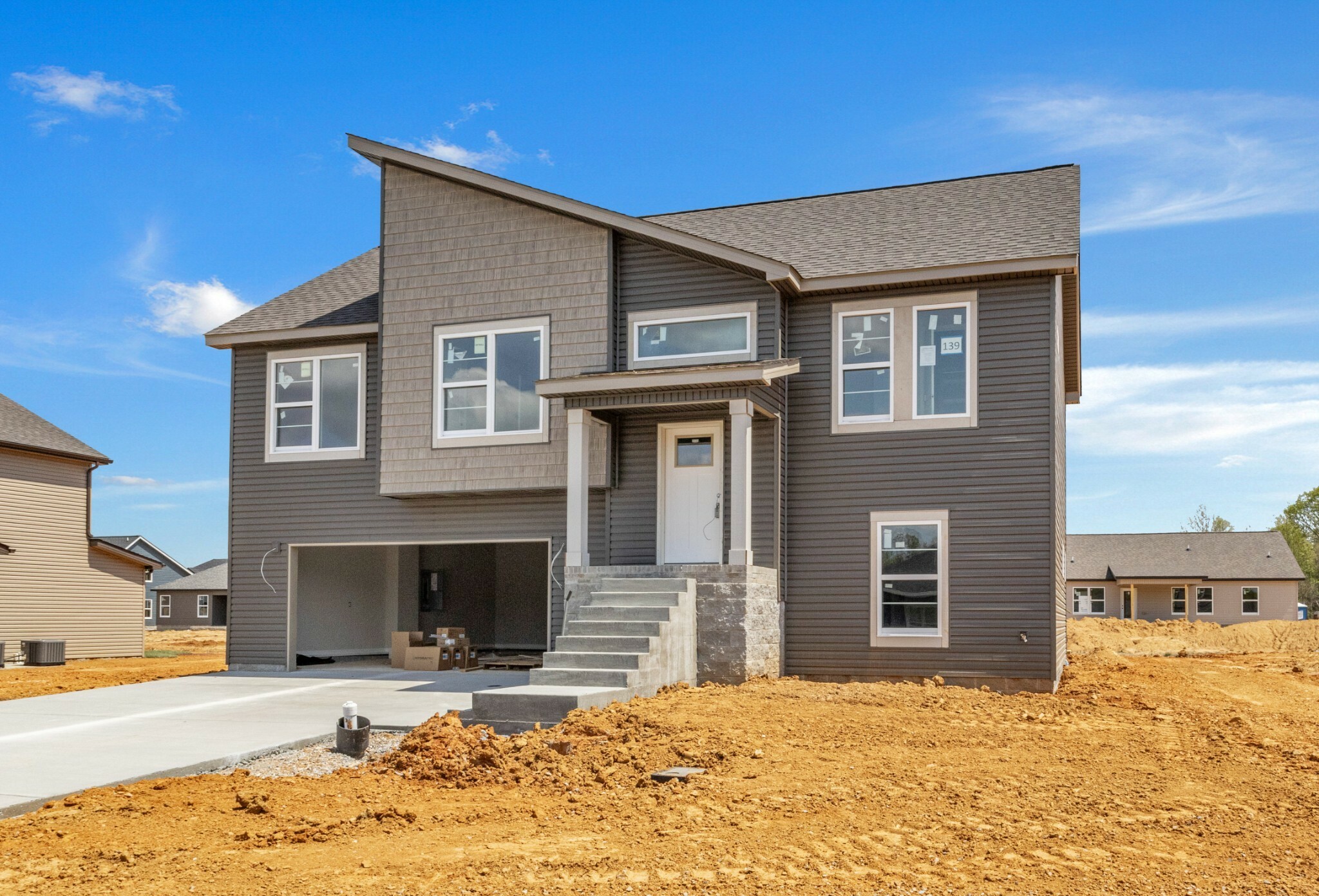 Property Photo: 211 Donegal Dr TN 37042