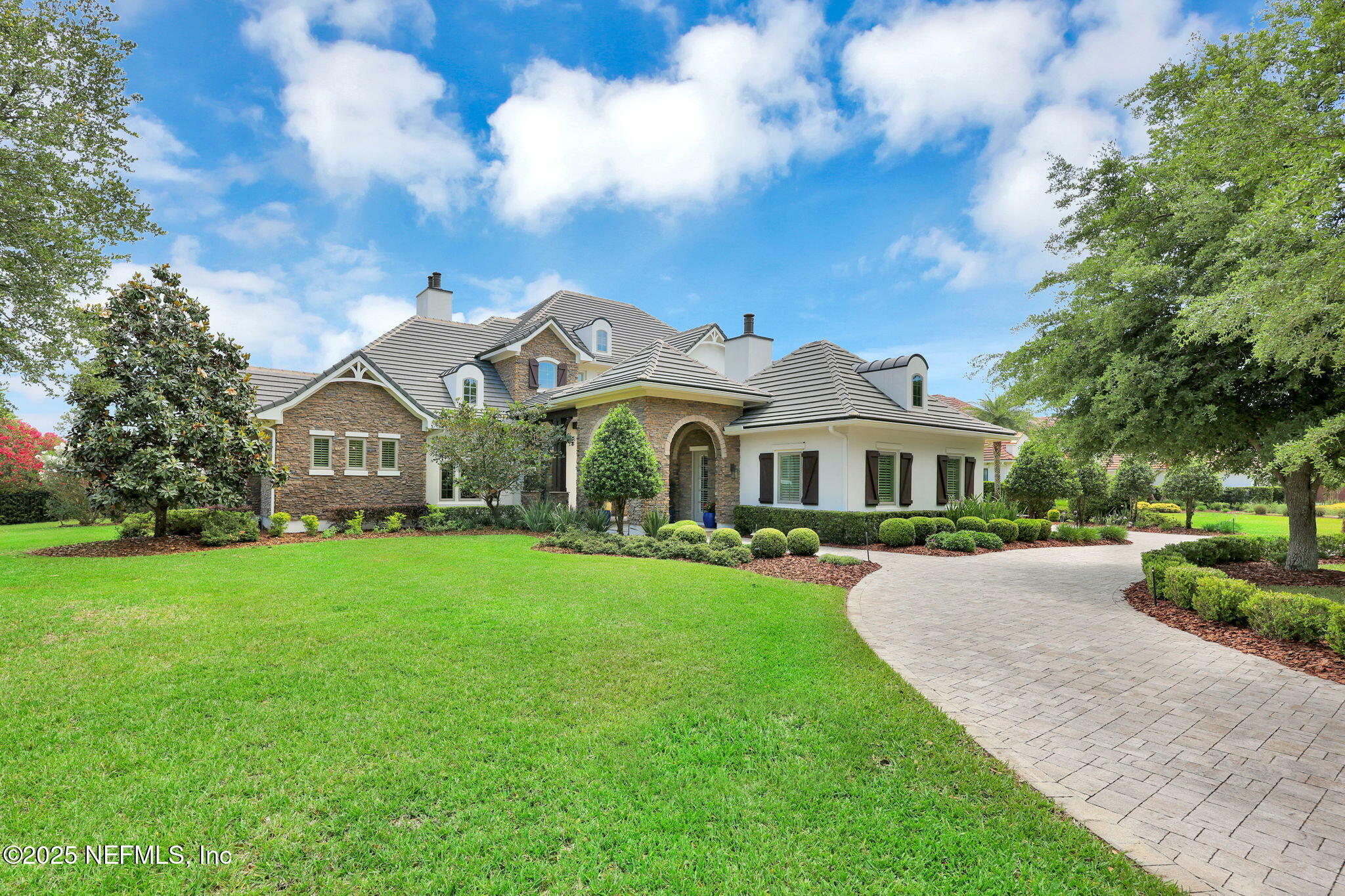 Property Photo: 5281 Bentpine Cove Road FL 32224