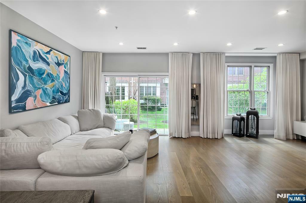 Property Photo: 132 Abbie Court NJ 07093