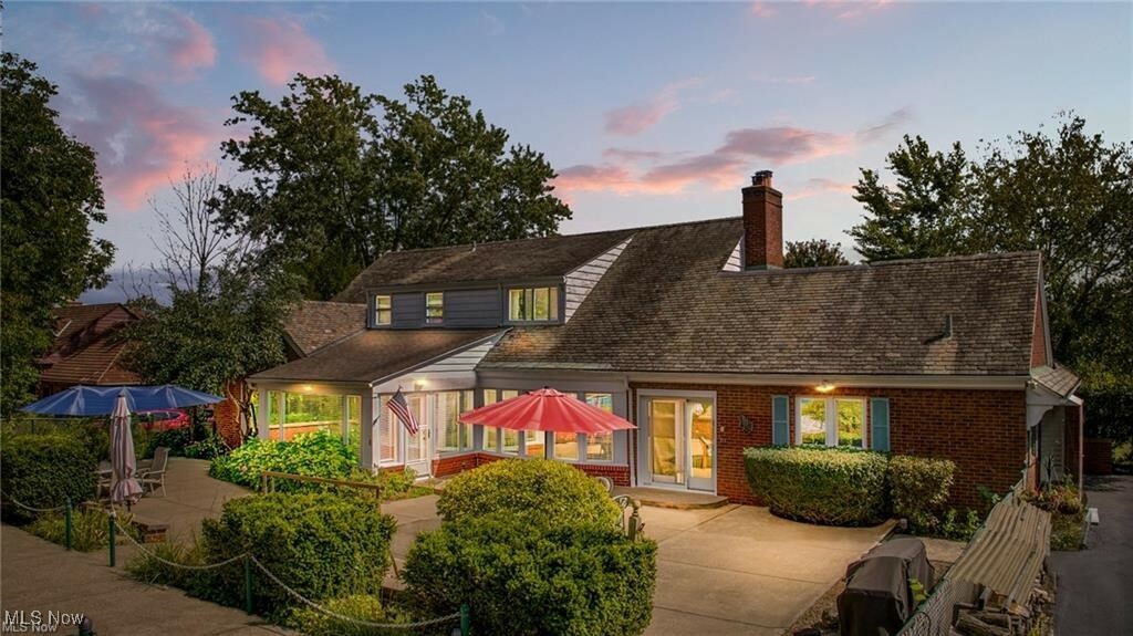 Property Photo: 28049 Gates Mills Boulevard OH 44124