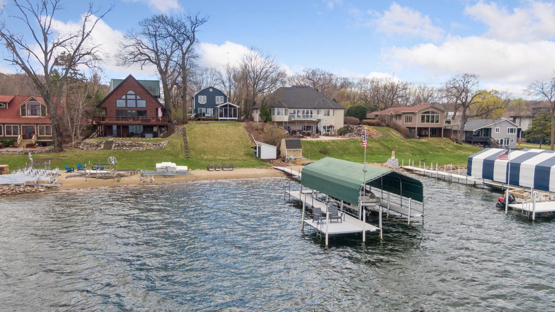 Property Photo: 10 Woodlane Street MN 55331
