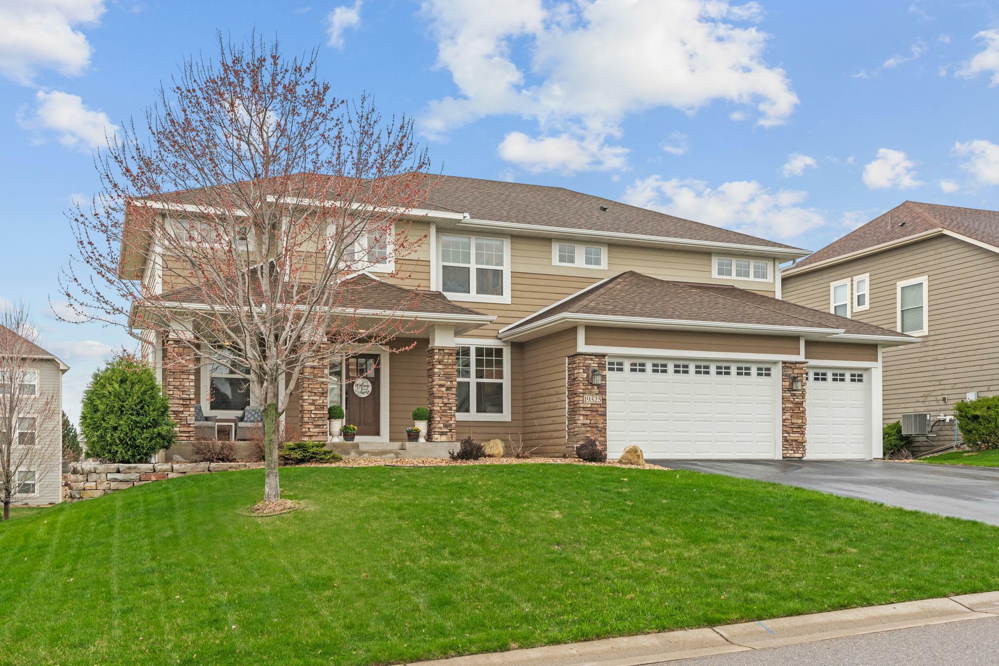 Property Photo: 19325 Huntington Avenue MN 55044