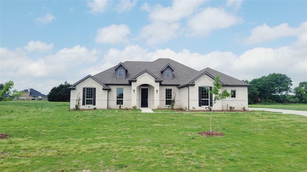 Property Photo: 661 Wales Court TX 75167