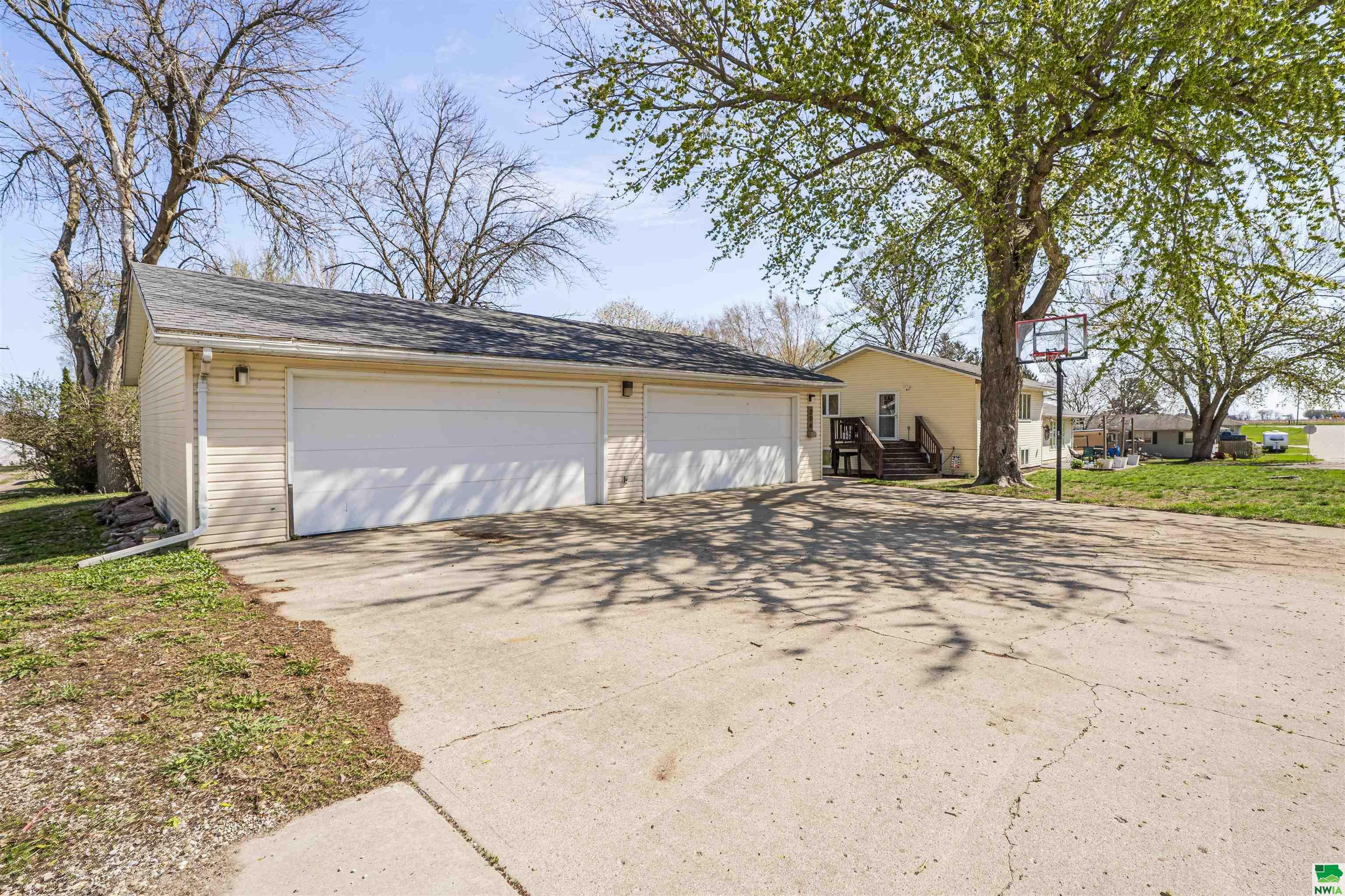 Property Photo: 206 E. Busker St. IA 51053