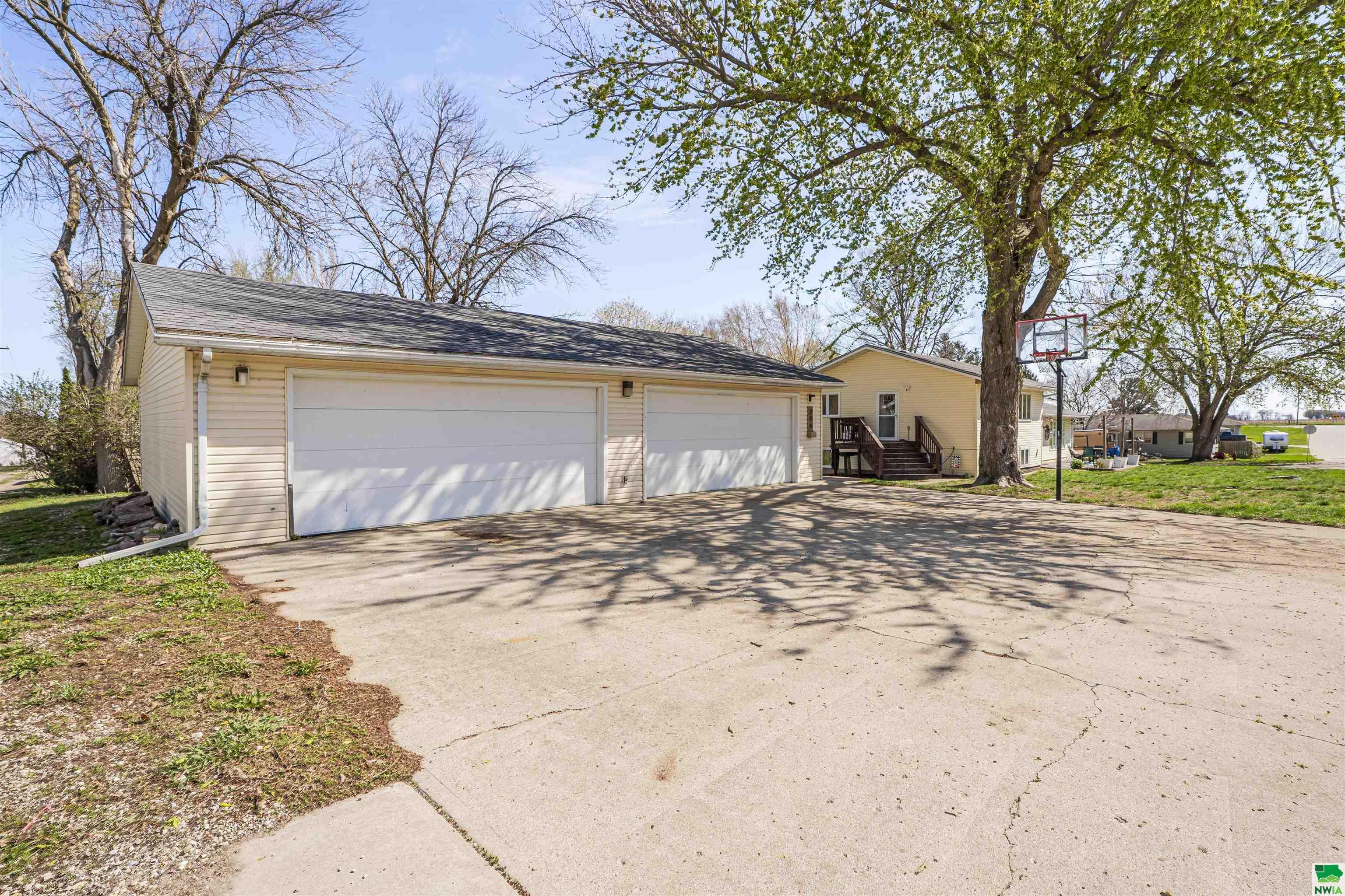 Property Photo: 206 E. Busker St. IA 51053