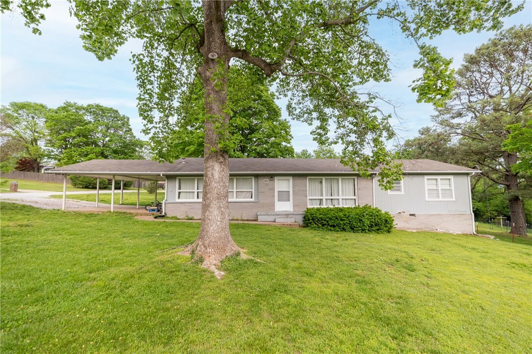 501 S Kelley Street  Harrison AR 72601 photo