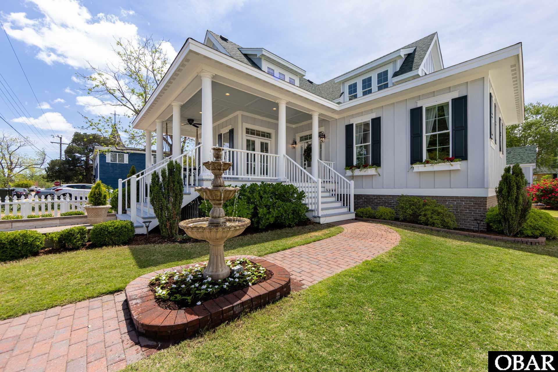 Property Photo: 504 Lord Essex Avenue NC 27954-9143