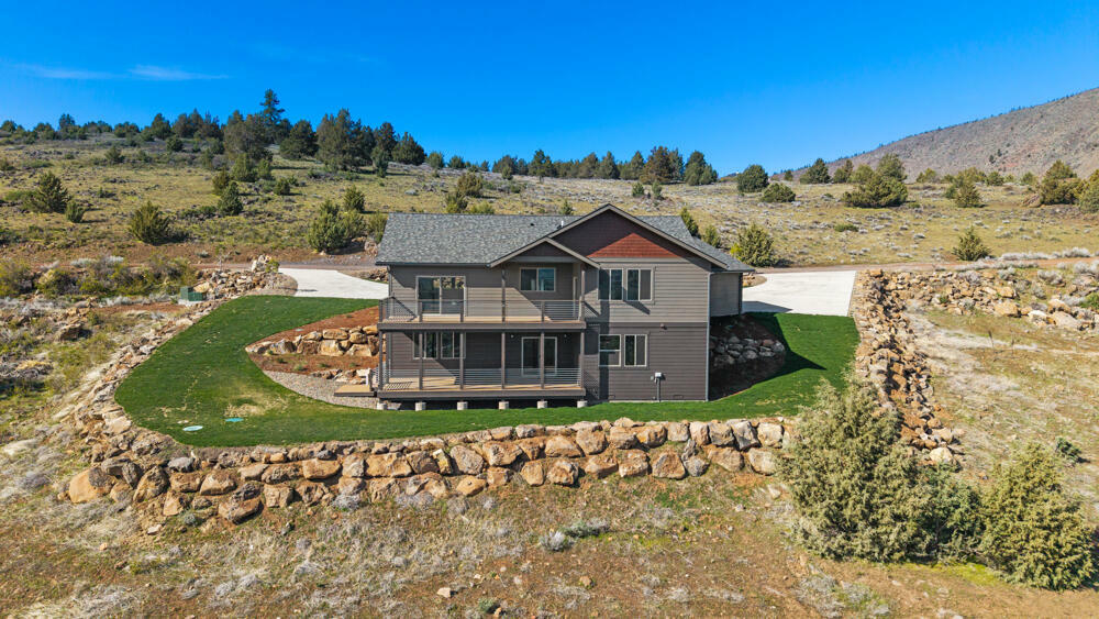 Property Photo: 7306 Hanks Marsh Vista OR 97601