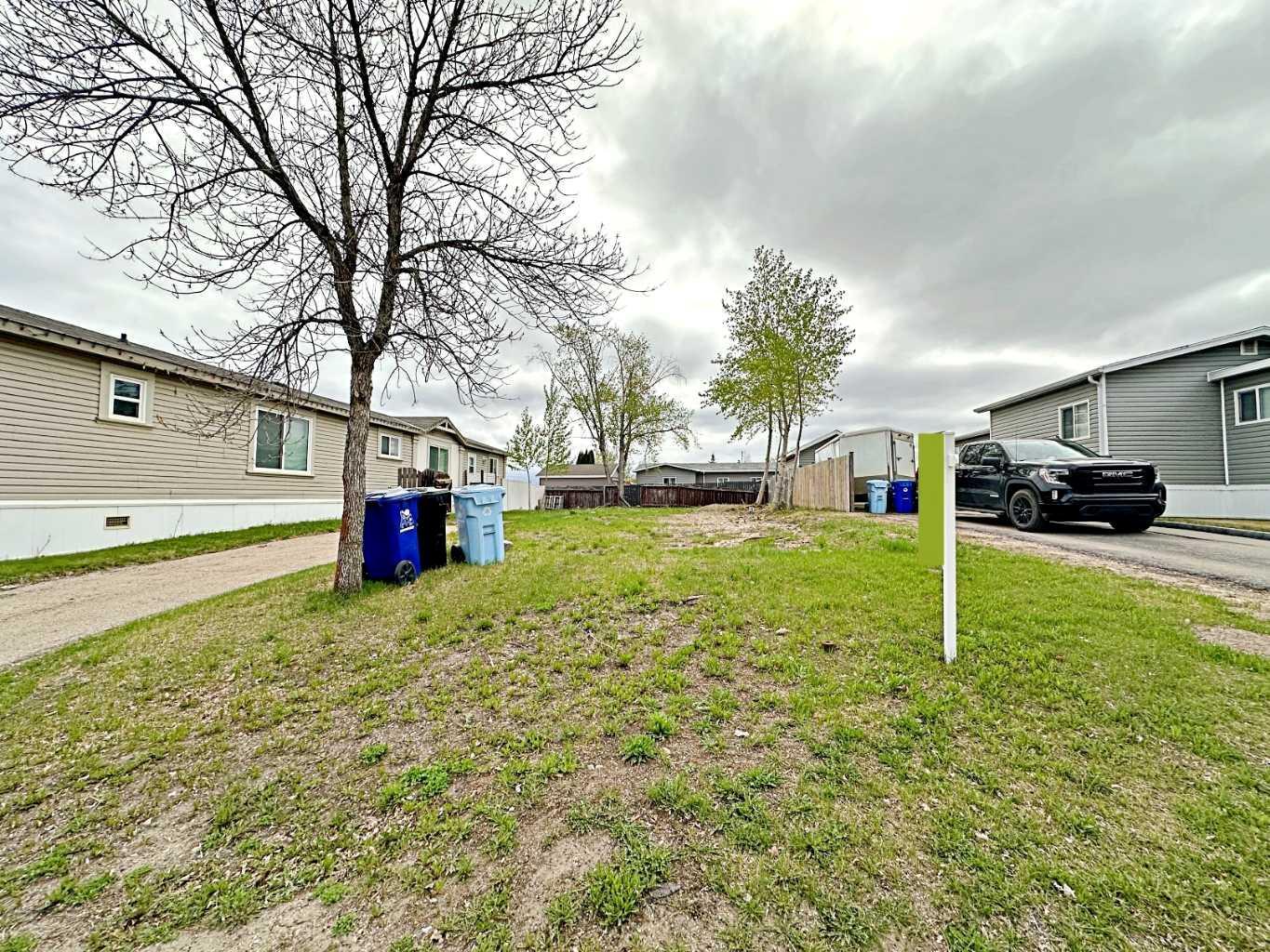 Property Photo:  133 Grey Crescent  AB T9H 2N4 