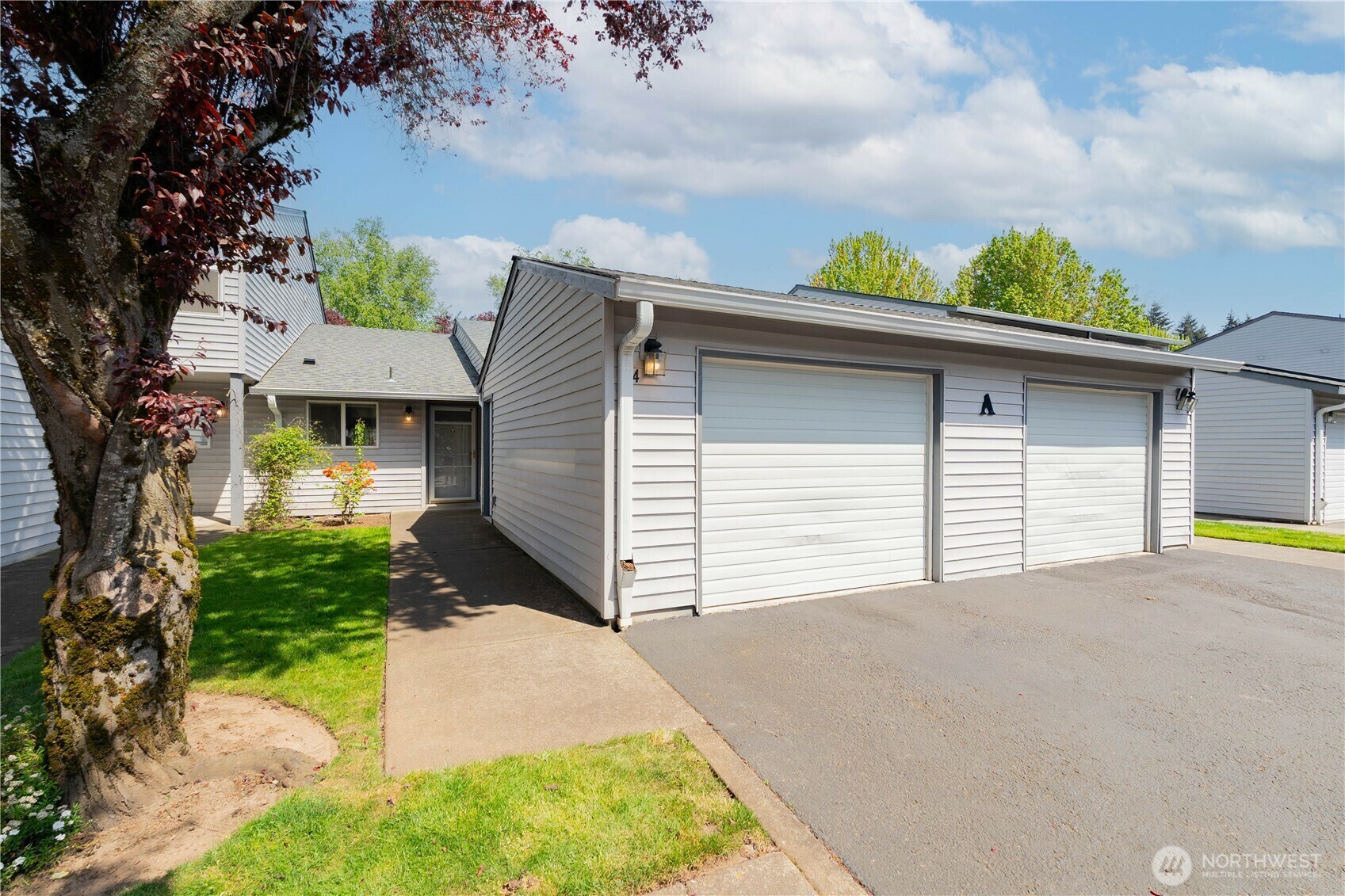 Property Photo: 5301 Plomondon St A4 WA 98661