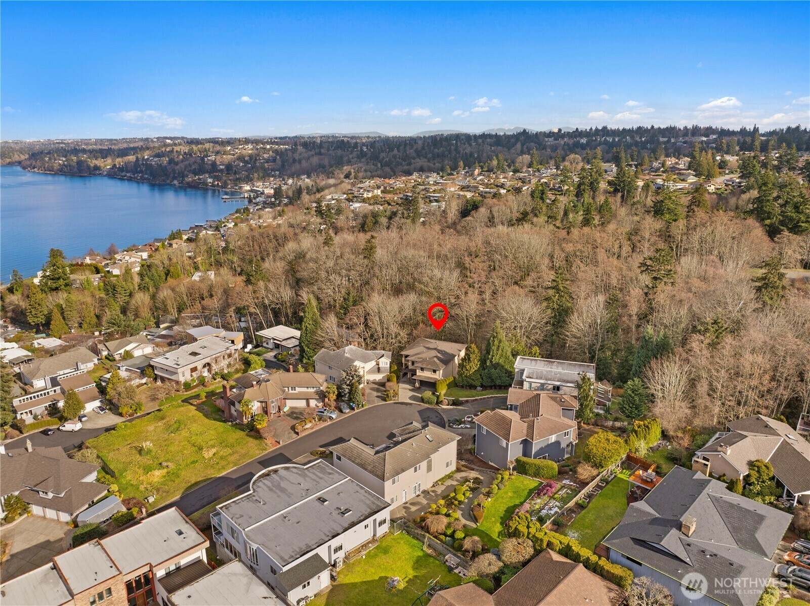 Property Photo: 150 S 293rd Place WA 98003