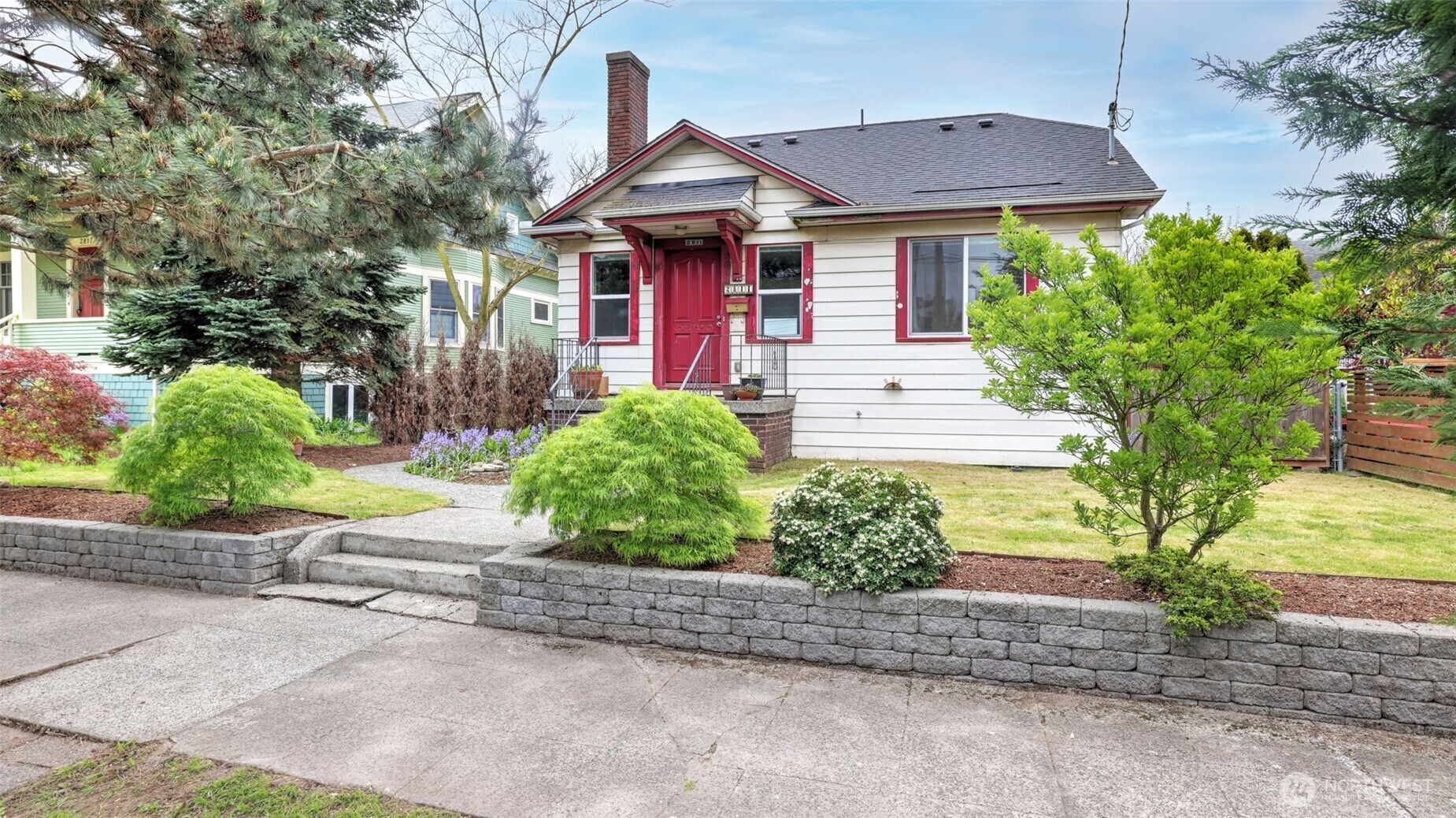 Property Photo: 2811 14th Avenue S WA 98144