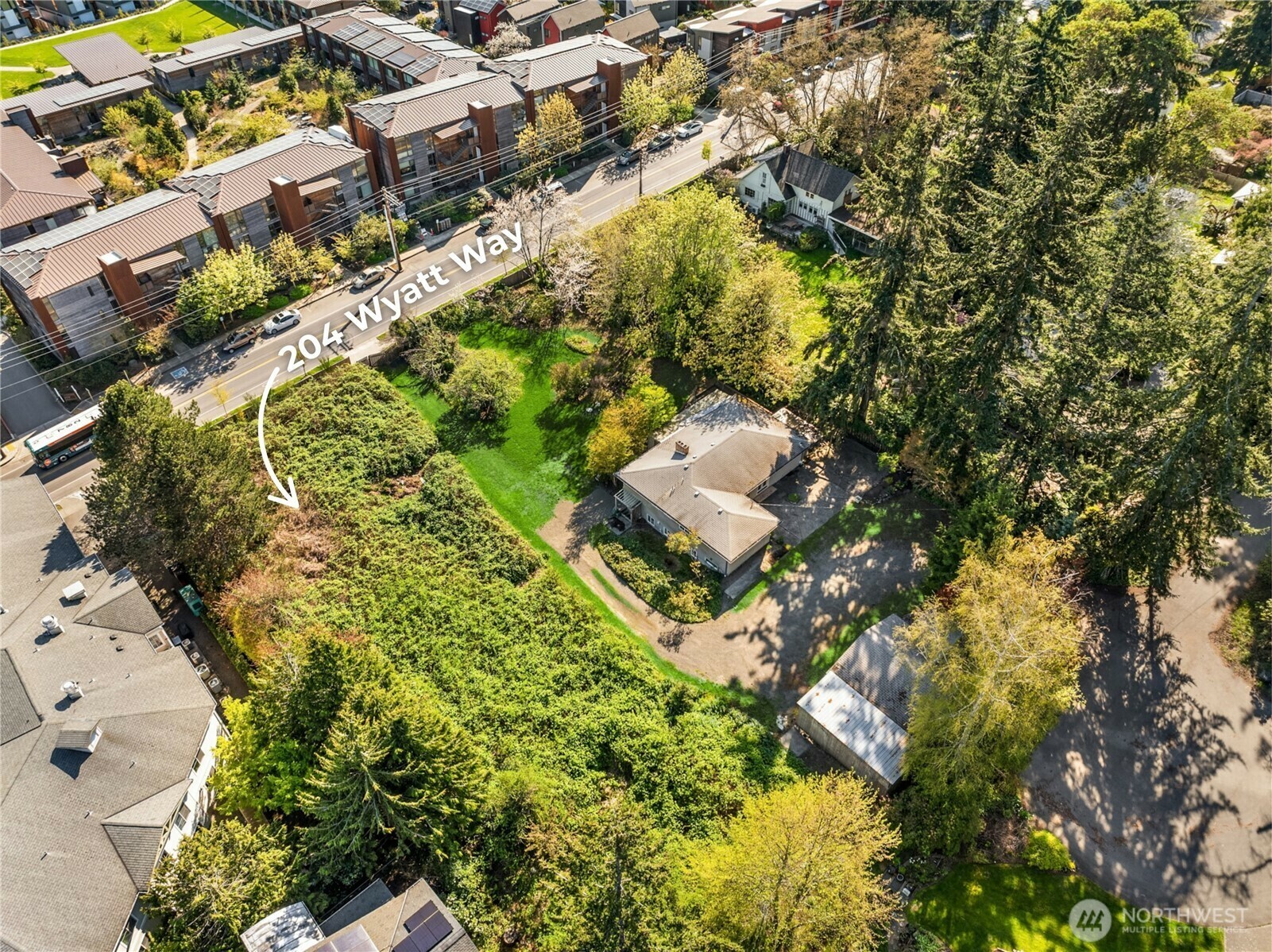 Property Photo:  204  Wyatt Way NW  WA 98110 