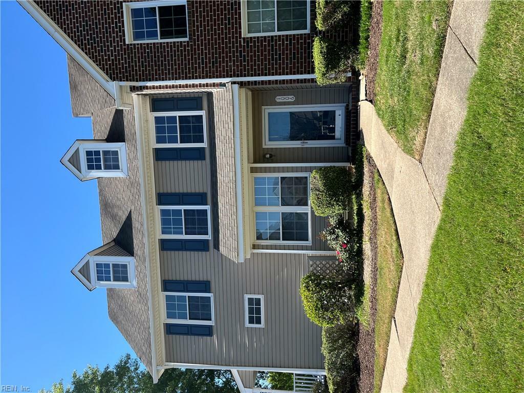 1006 Primrose Ln  Chesapeake VA 23320 photo