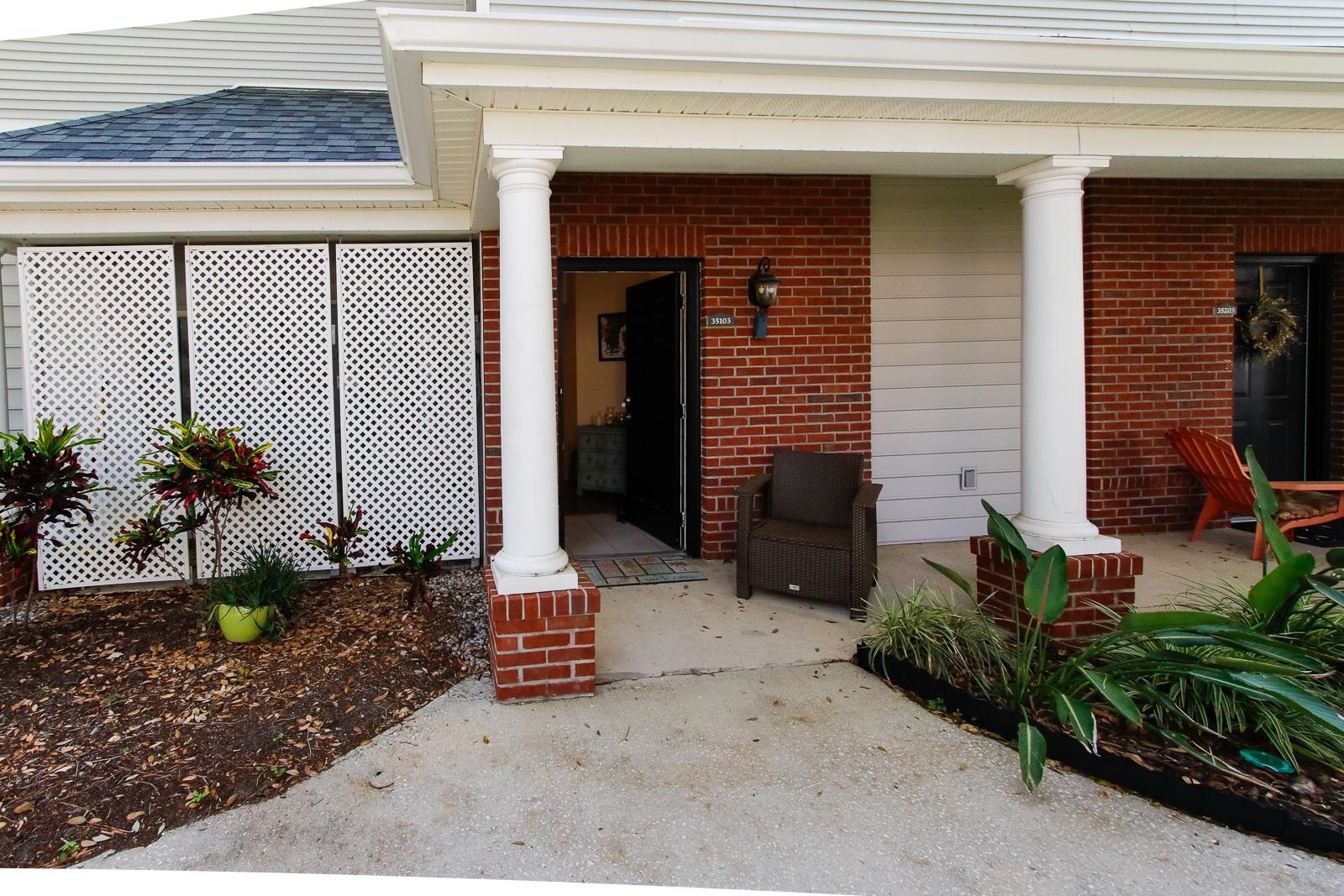 Property Photo: 35103 Harbour Vista Circle FL 32080