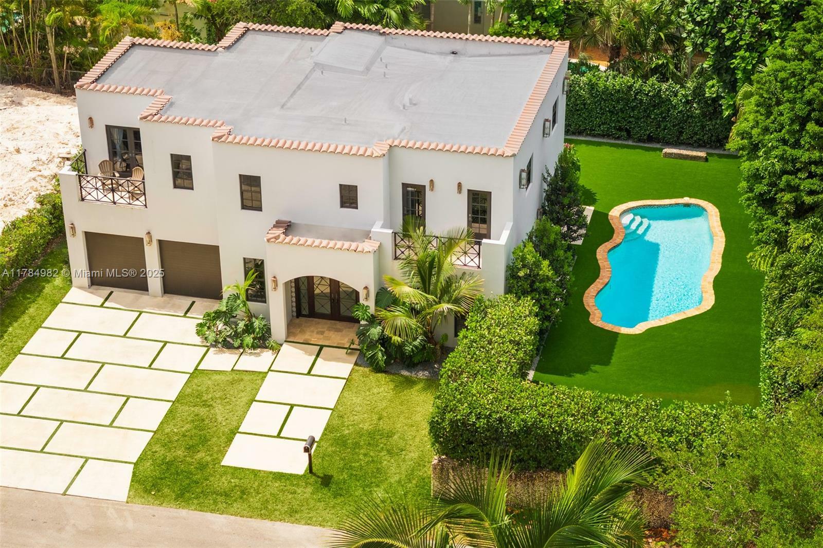 Property Photo: 120 Morningside Dr FL 33133