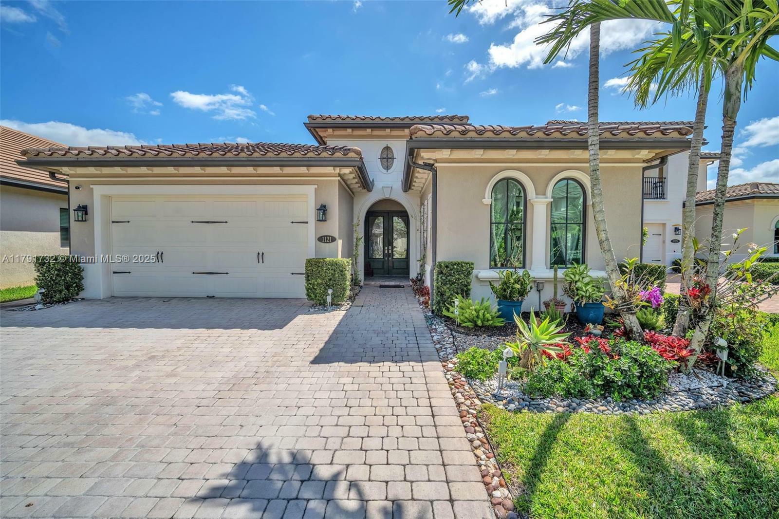 1121 SW 113th Ave  Pembroke Pines FL 33025 photo