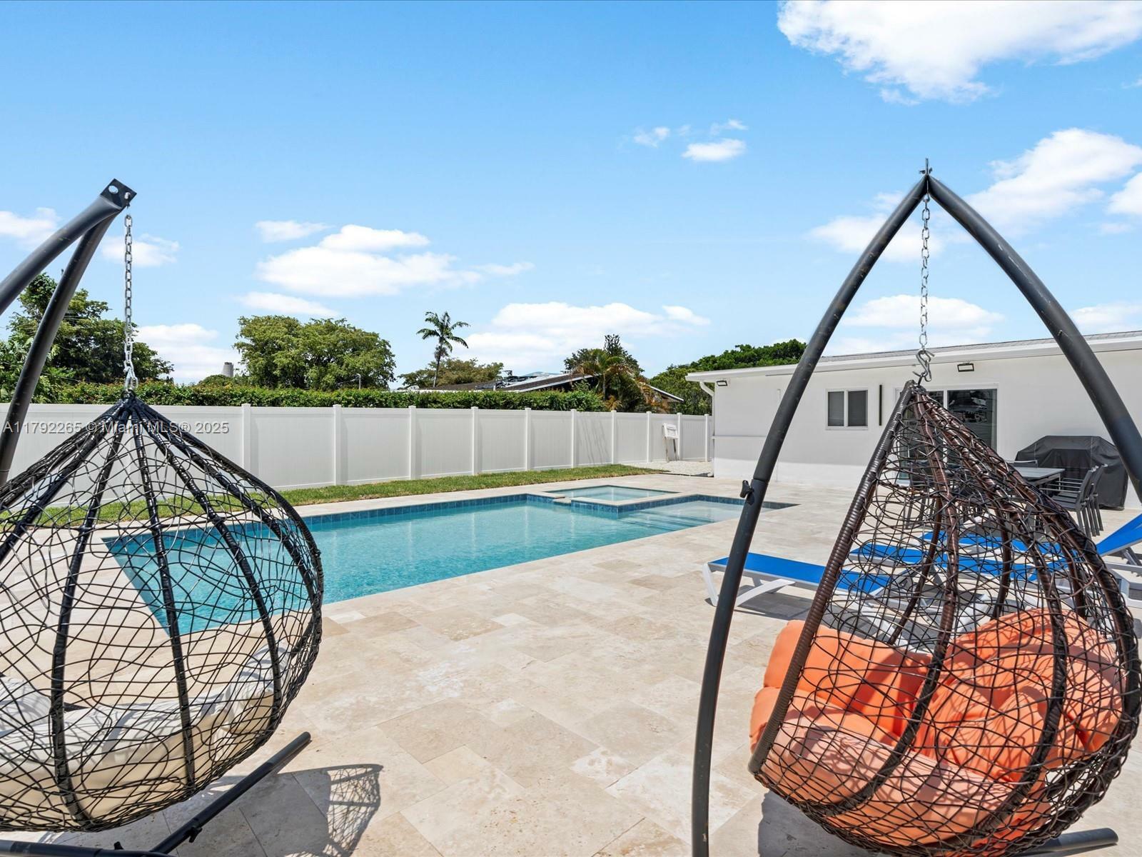 Property Photo: 4761 SW 43rd Ter FL 33314