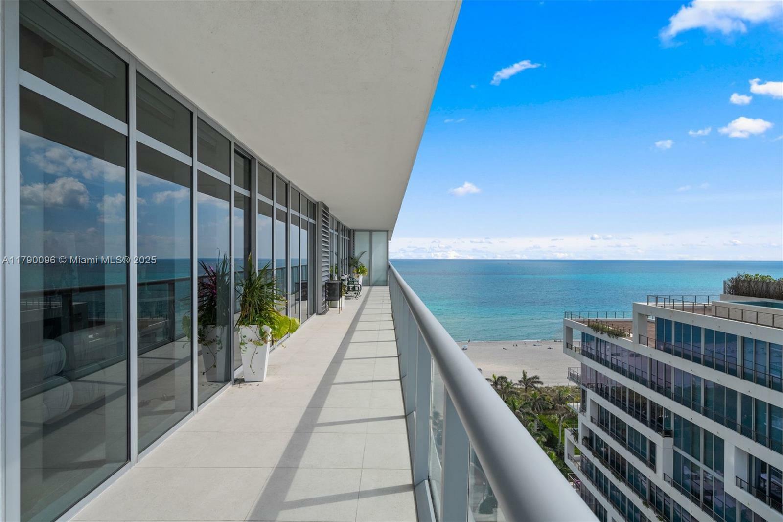 3737 Collins Ave S-1303  Miami Beach FL 33140 photo