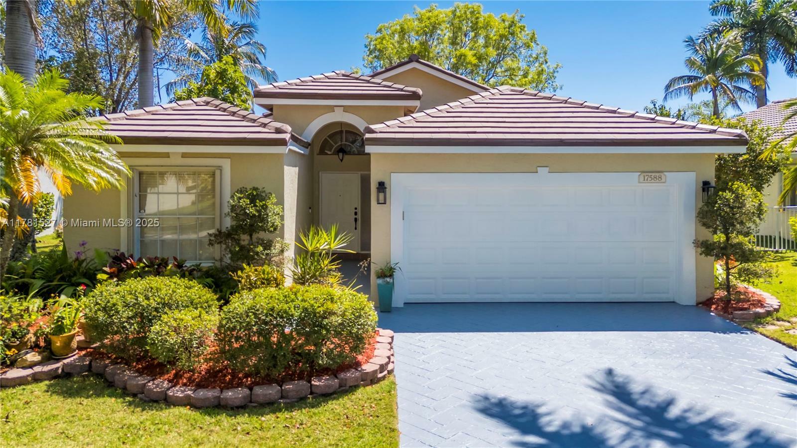 Property Photo: 17588 SW 11th St FL 33029