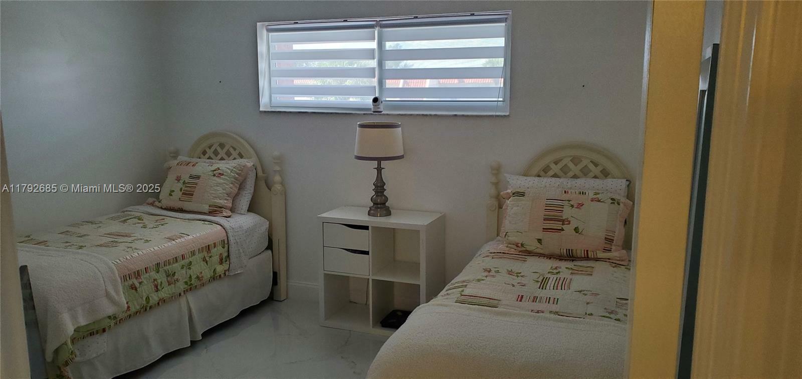 Property Photo: 9720 S Hollybrook Lake Dr FL 33025