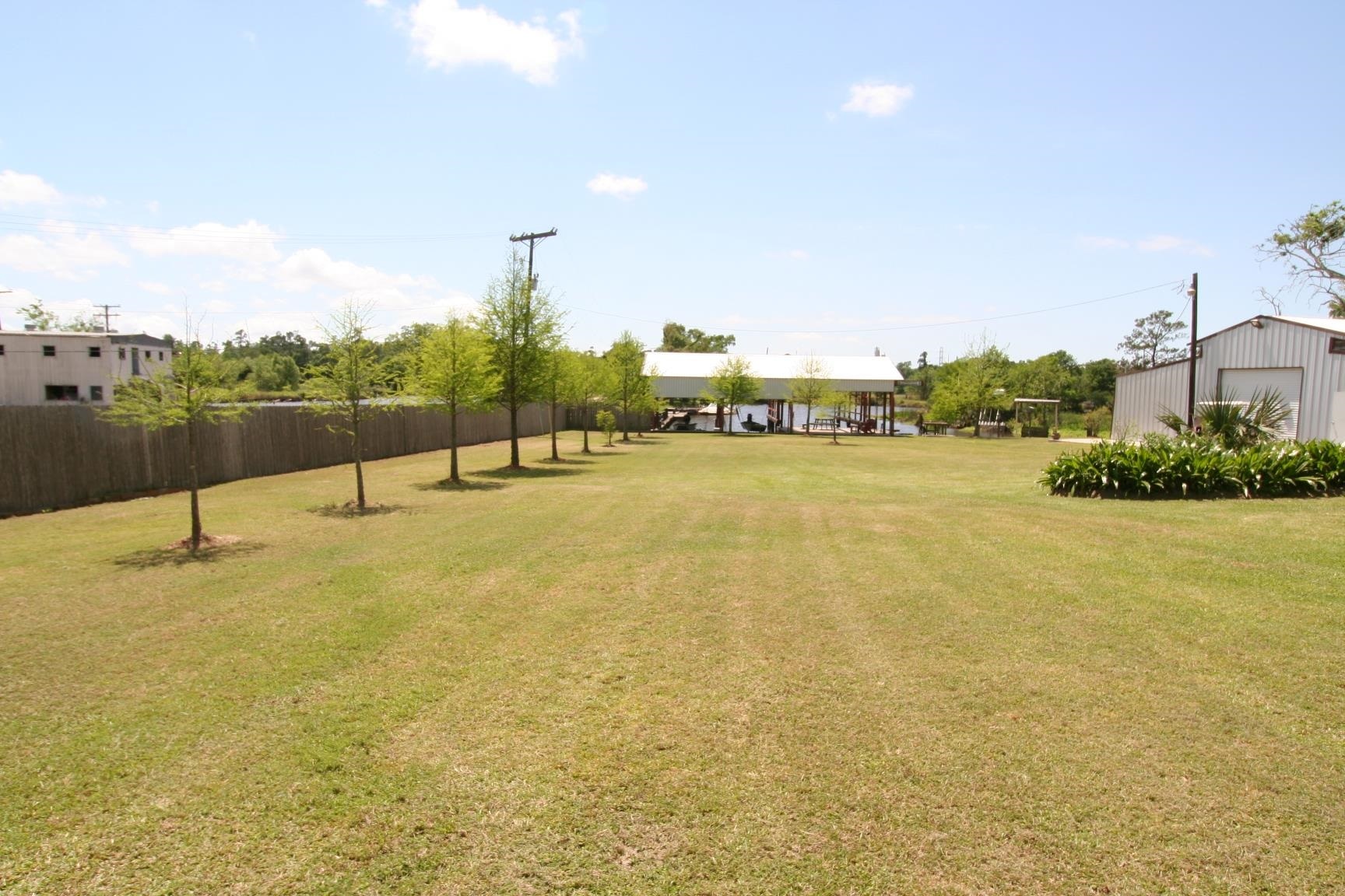 Property Photo: 212 Myers St TX 77630