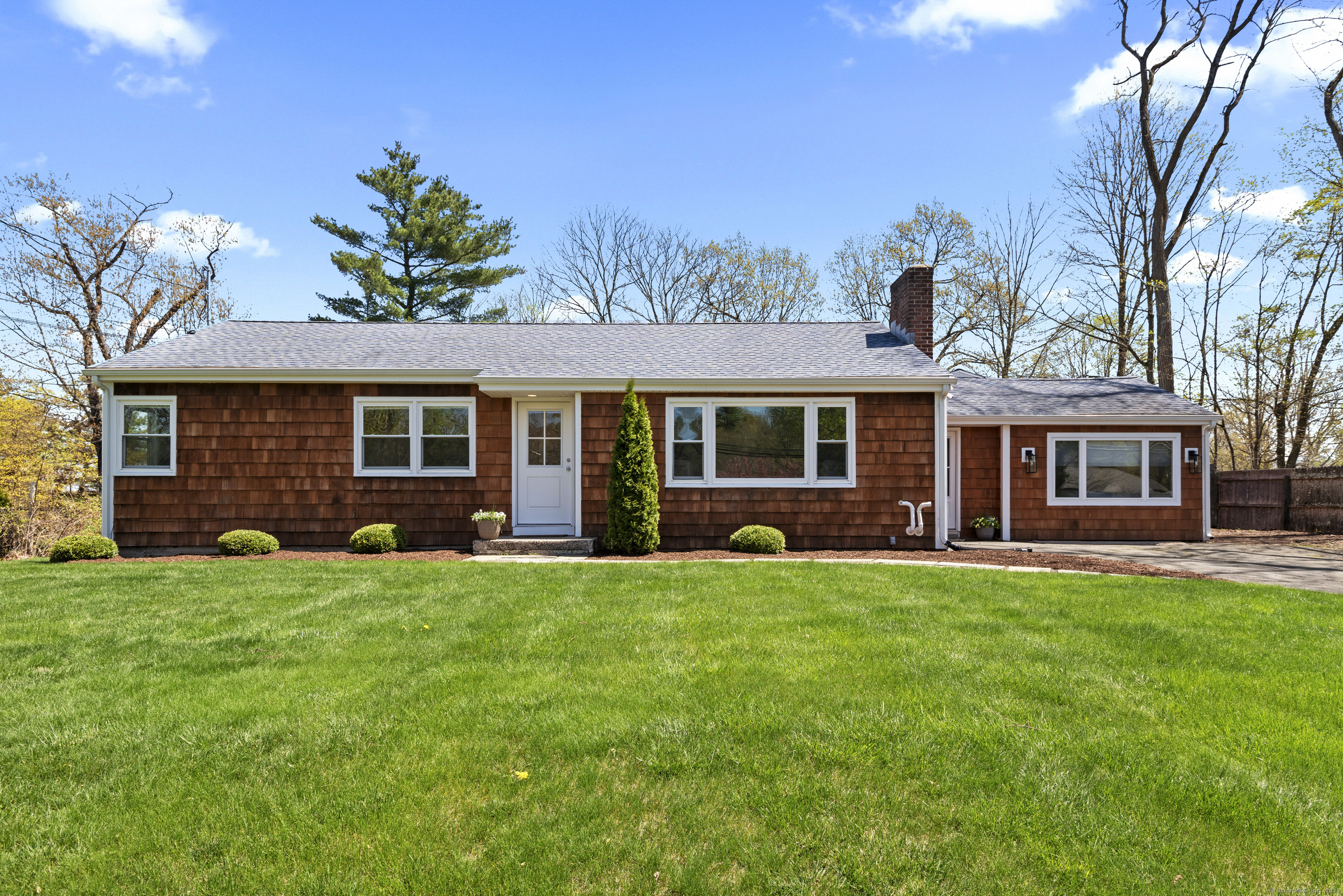 Property Photo: 64 Woodruff Road CT 06032