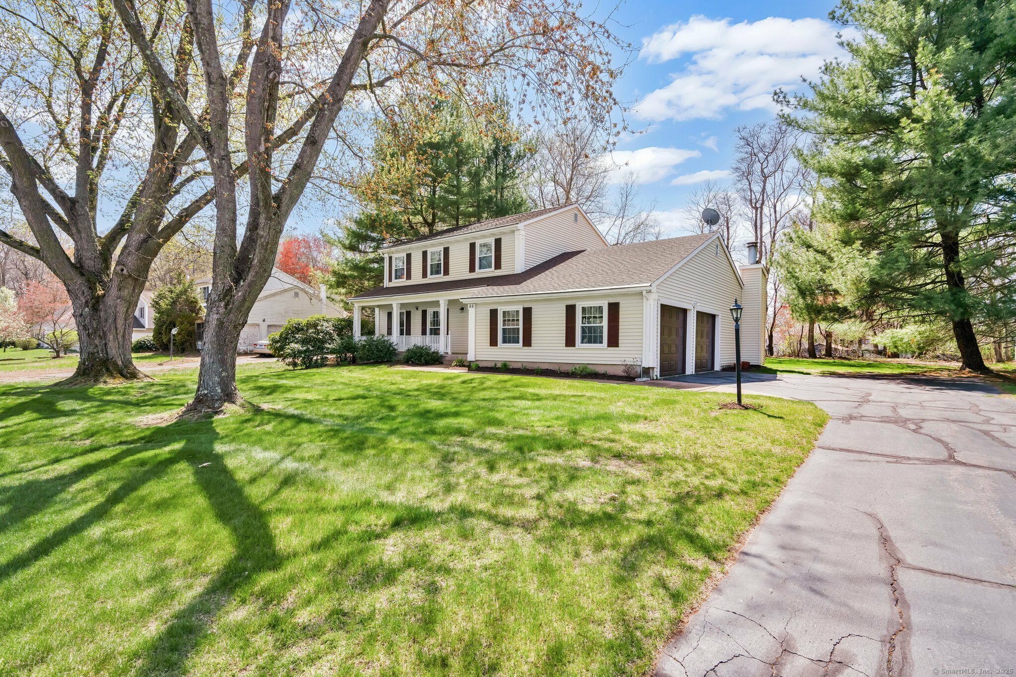 Property Photo: 22 Shaughnessy Drive CT 06118