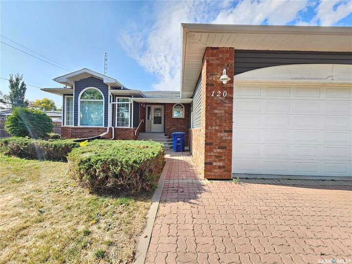 Property Photo:  120 5th Avenue W  SK S0K 4L0