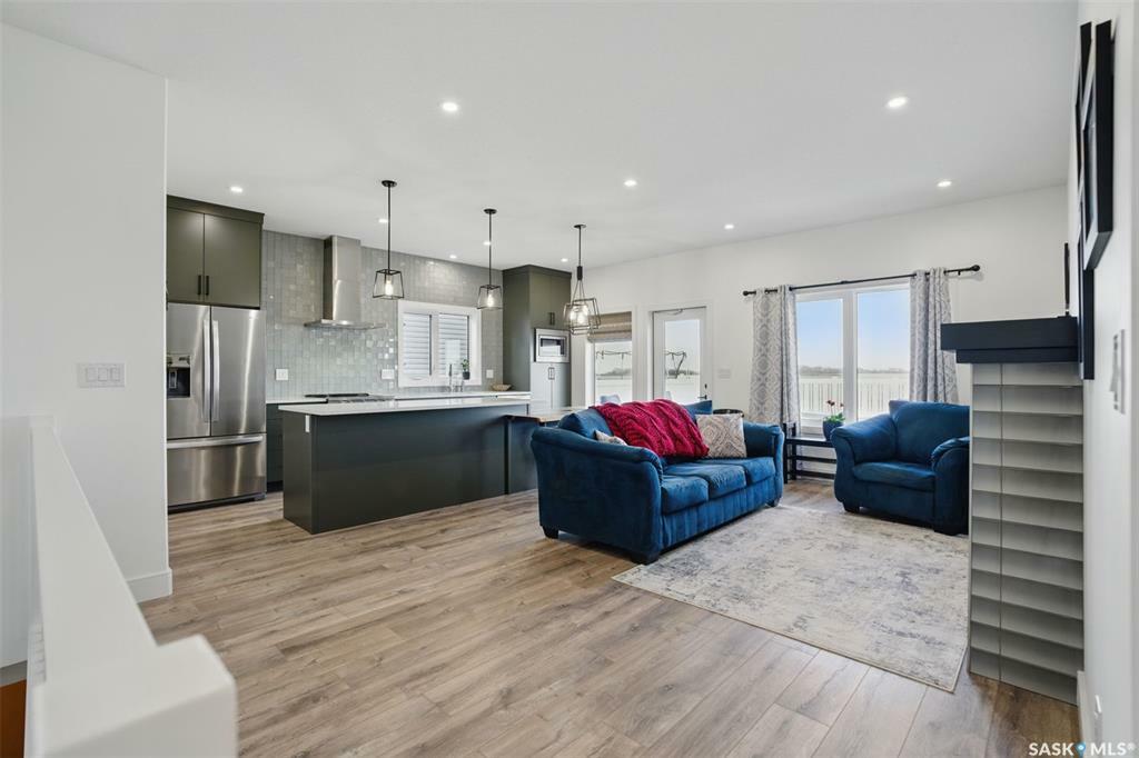 Property Photo: 16 Walker Way SK S0K 0Y0