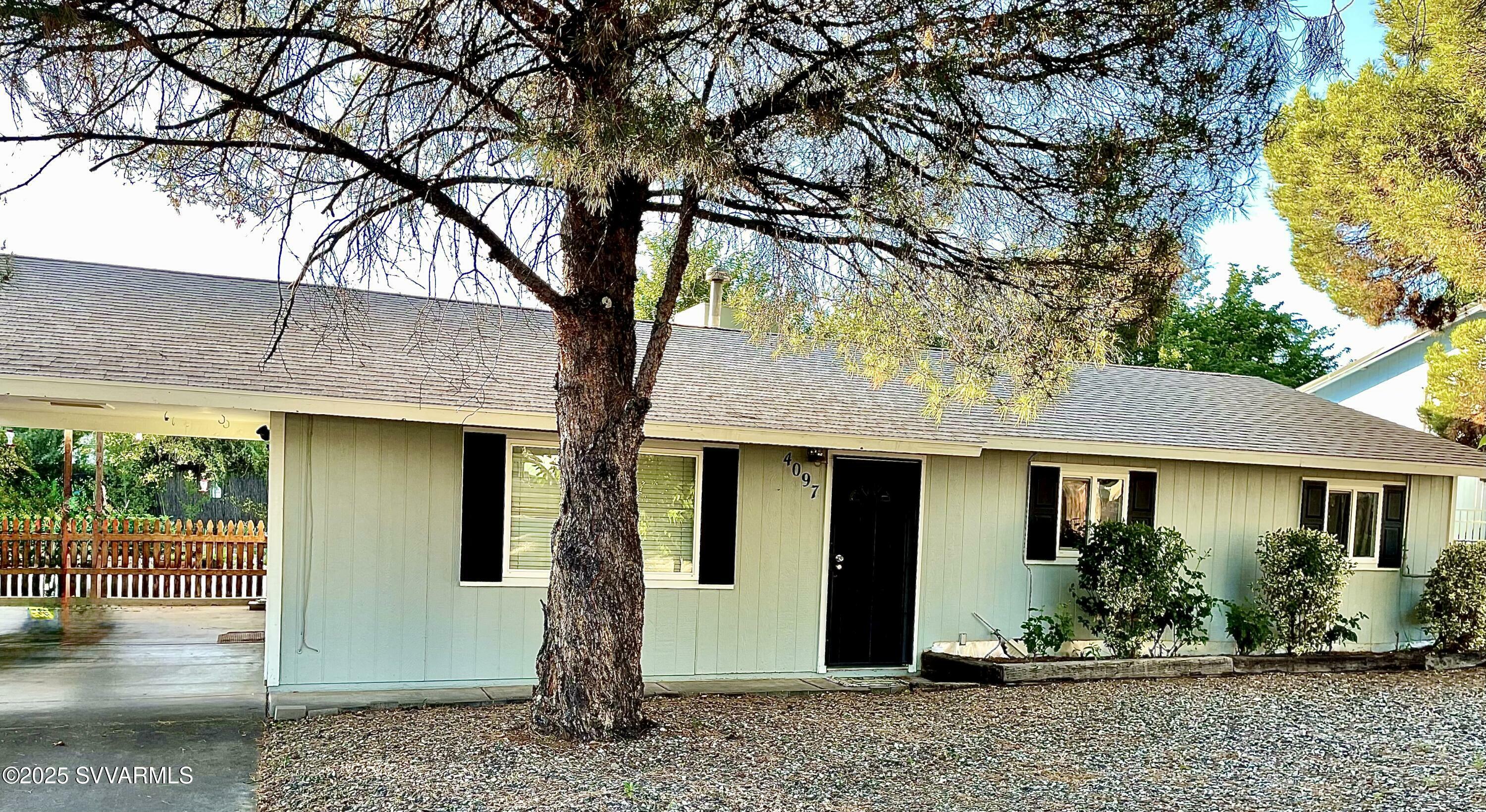 Property Photo: 4097 E Del Rio Dr Drive AZ 86326