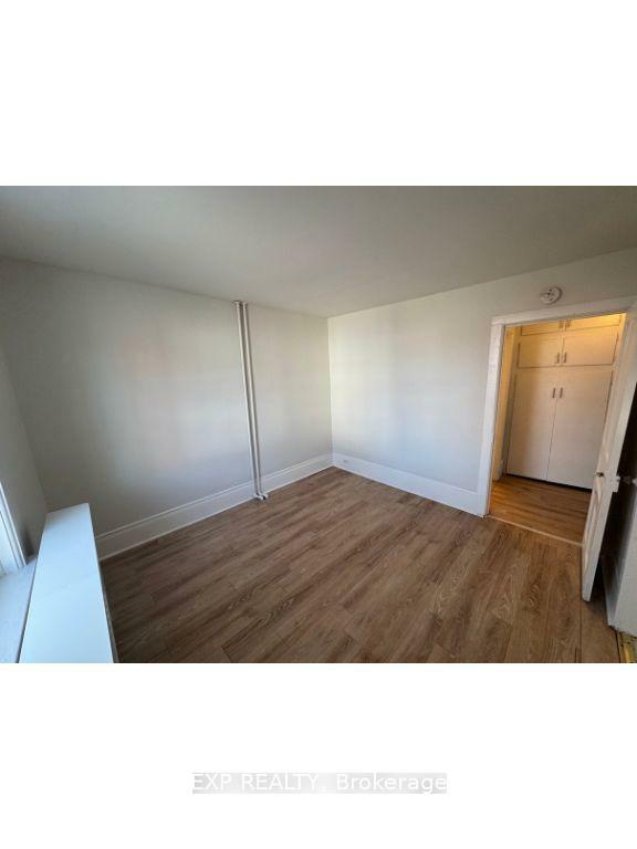 Photo de la propriété: 10 Willow Street N 1 ON L7J 1Z7