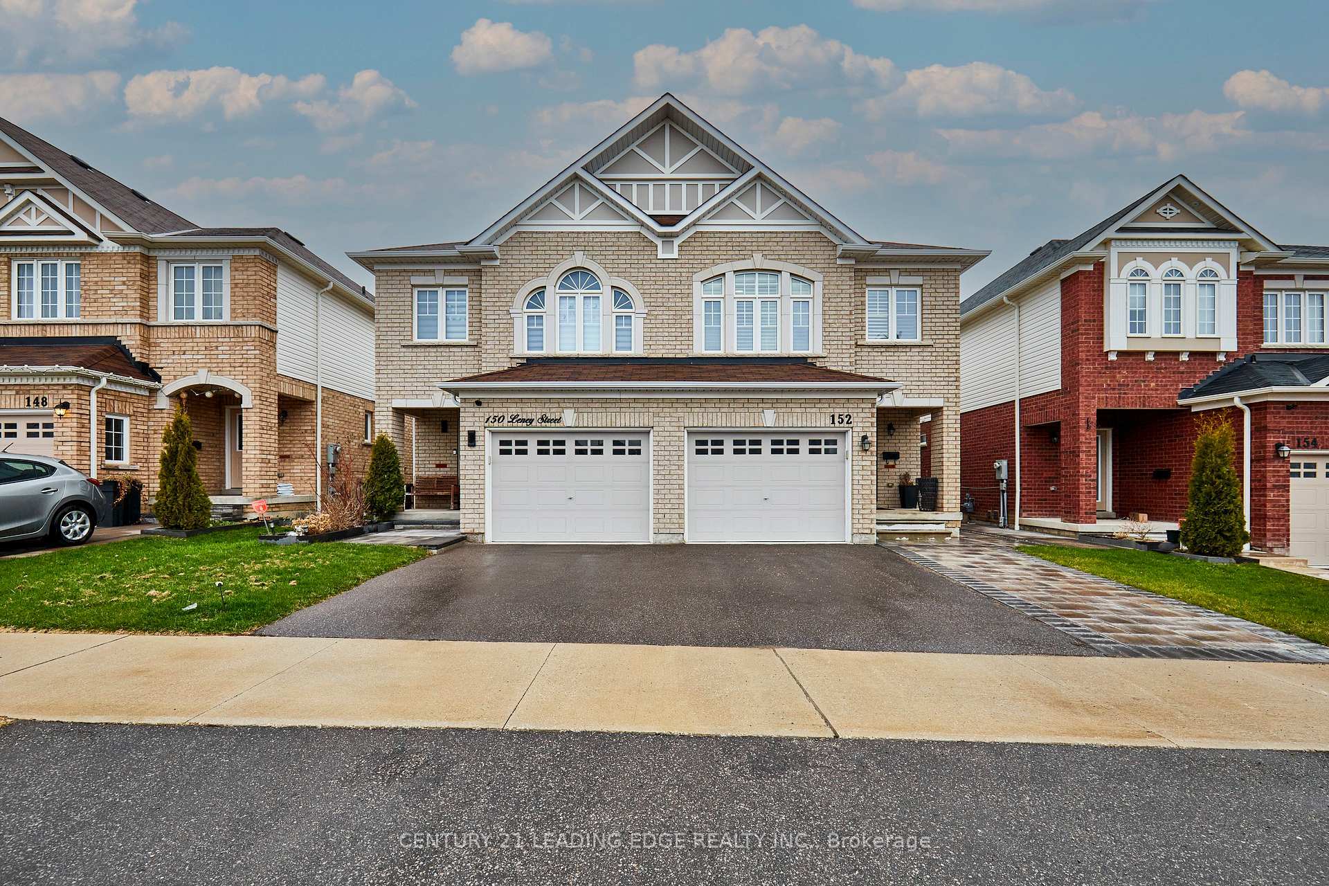 152 Leney Street  Ajax ON L1Z 0T6 photo