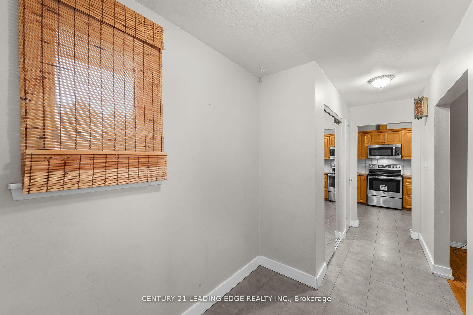 Photo de la propriété:  171 Phillip Murray Avenue  ON L1J 1G6 