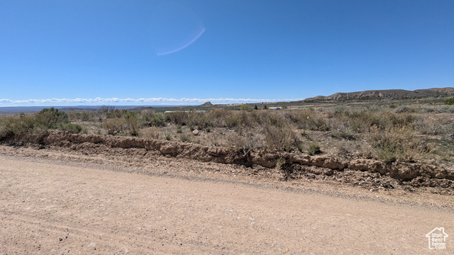 Property Photo: 1804 E Goose Ranch Rd UT 84078