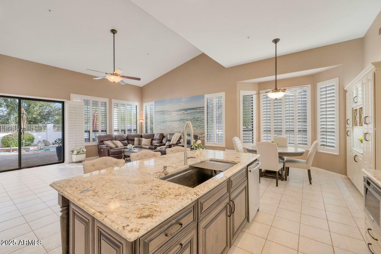 Property Photo: 10907 E Bella Vista Drive AZ 85259